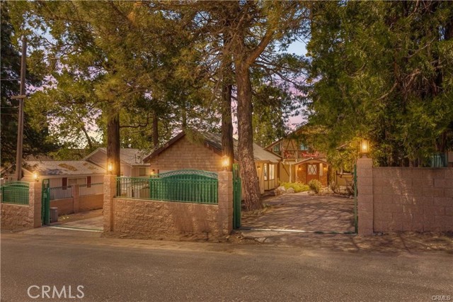 Detail Gallery Image 28 of 39 For 1954 Nob Hill Dr, Running Springs,  CA 92382 - 4 Beds | 2 Baths