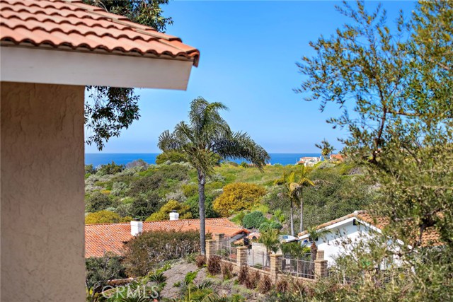 Detail Gallery Image 34 of 46 For 604 Avenida Acapulco, San Clemente,  CA 92672 - 5 Beds | 3/1 Baths