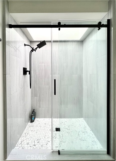 Detail Gallery Image 16 of 30 For 4745 La Villa Marina #J,  Marina Del Rey,  CA 90292 - 2 Beds | 2/1 Baths