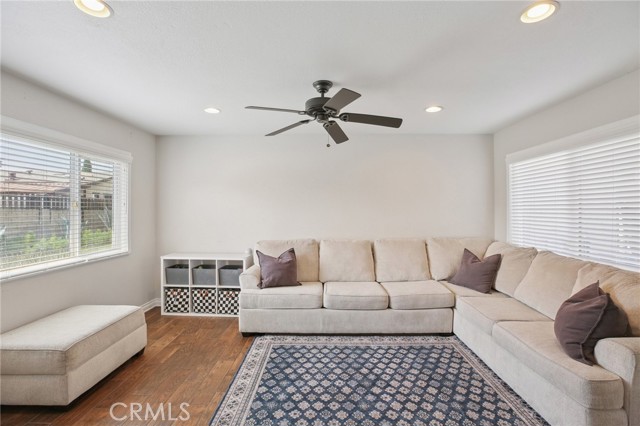 Detail Gallery Image 7 of 30 For 369 N via Remo, Anaheim,  CA 92806 - 3 Beds | 1/1 Baths