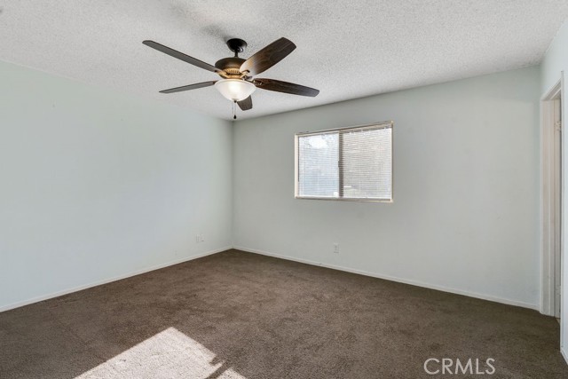 Detail Gallery Image 11 of 21 For 7365 Chase, Hesperia,  CA 92345 - 4 Beds | 3 Baths