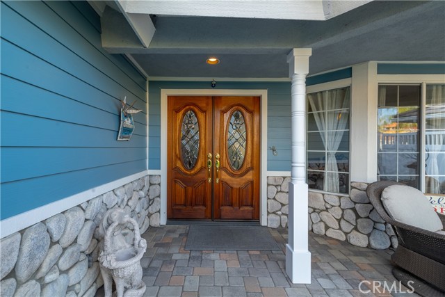 Detail Gallery Image 4 of 47 For 30103 Boat Haven, Canyon Lake,  CA 92587 - 4 Beds | 3 Baths