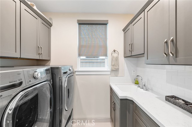 Entry Level Laundry Room