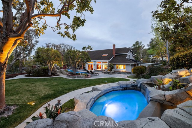 25611 Rangewood Road, Laguna Hills CA: https://media.crmls.org/medias/55733941-585b-4f4c-a490-2bb9750a00e2.jpg