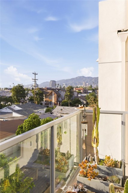 Detail Gallery Image 42 of 61 For 518 E Windsor #305,  Glendale,  CA 91205 - 2 Beds | 2 Baths