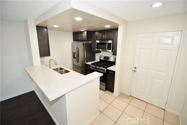 11852 Washington Place, Los Angeles CA: https://media.crmls.org/medias/5573fcdd-12c0-42b2-beb9-8adee132c6c4.jpg