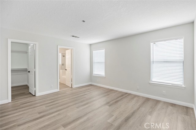 Detail Gallery Image 8 of 24 For 12431 Parkwood Pl, Victorville,  CA 92392 - 3 Beds | 2 Baths