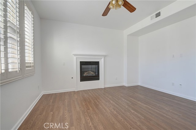 Detail Gallery Image 10 of 49 For 26335 Iris Ave #D,  Moreno Valley,  CA 92555 - 3 Beds | 3 Baths