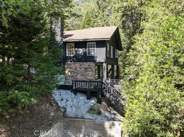24834 Edelweiss Drive, Crestline, CA 92325