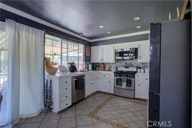 Detail Gallery Image 24 of 38 For 429 Gail Ct, Merced,  CA 95348 - 3 Beds | 2 Baths