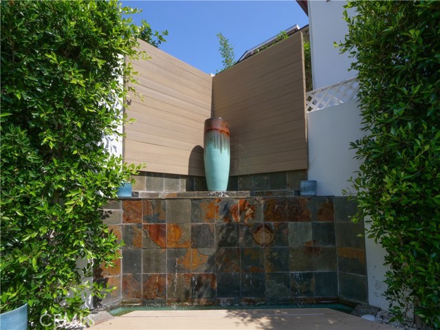 1026 Duncan Avenue, Manhattan Beach CA: https://media.crmls.org/medias/5578be38-3e89-445f-8ed8-c8e3bd7f57b6.jpg