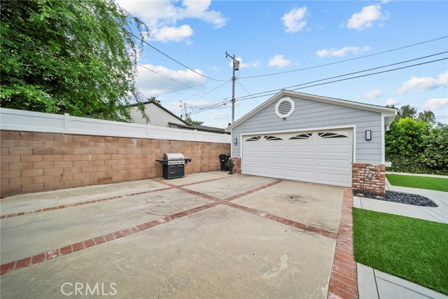 Detail Gallery Image 30 of 31 For 22907 Leonora, Woodland Hills,  CA 91367 - 2 Beds | 2 Baths