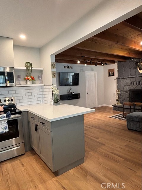 445 E Meadow Lane, Big Bear City CA: https://media.crmls.org/medias/557a8366-2d92-44be-9ec1-eeb9c219a41f.jpg