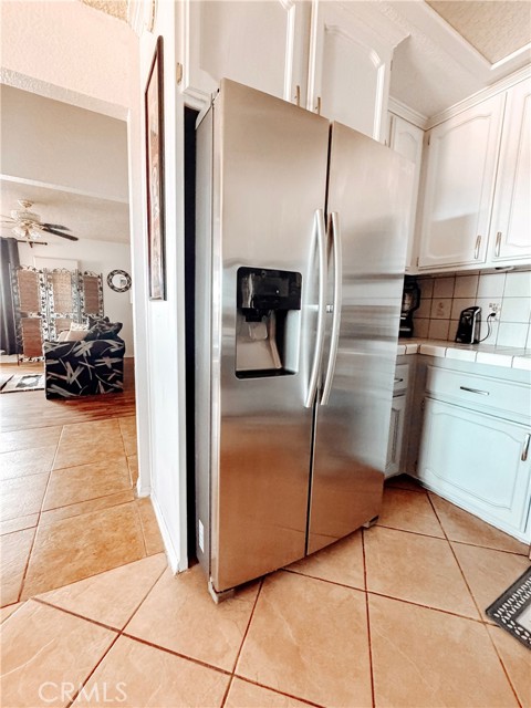 Detail Gallery Image 9 of 31 For 7851 Greenwood Avenue, California City,  CA 93505 - 3 Beds | 2 Baths