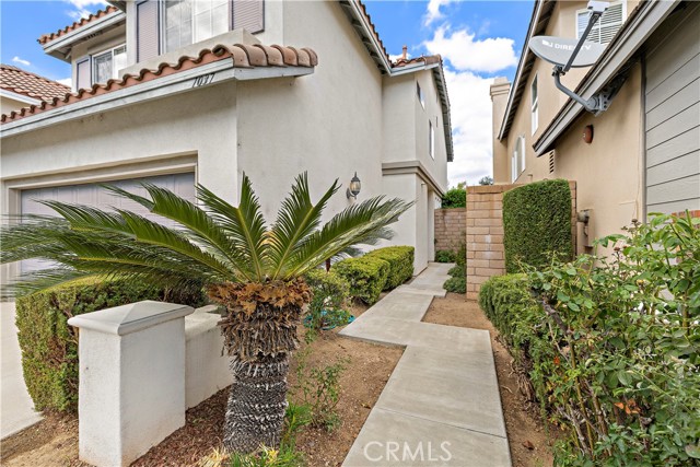 Detail Gallery Image 3 of 61 For 1037 Davis Way, Placentia,  CA 92870 - 3 Beds | 2/1 Baths