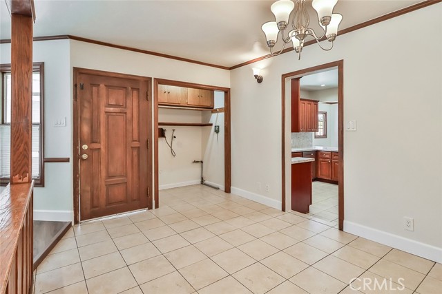 Detail Gallery Image 18 of 64 For 17727 Tulsa St, Granada Hills,  CA 91344 - 7 Beds | 4 Baths