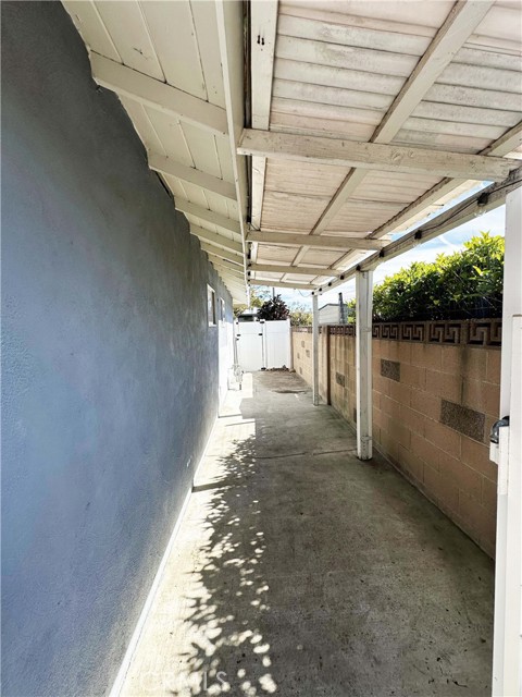 Detail Gallery Image 19 of 23 For 1387 Cherry Ave, Simi Valley,  CA 93065 - 4 Beds | 2 Baths