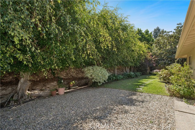 Detail Gallery Image 9 of 15 For 2401 Sierra Vista, Newport Beach,  CA 92660 - 3 Beds | 2 Baths