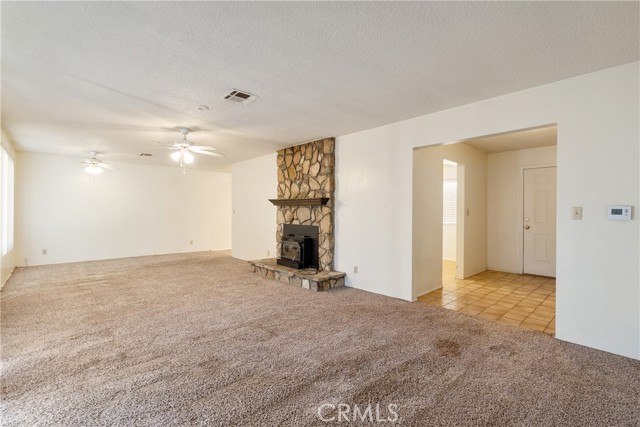 Detail Gallery Image 13 of 38 For 10004 Oakwood Ave, Hesperia,  CA 92345 - 2 Beds | 2 Baths