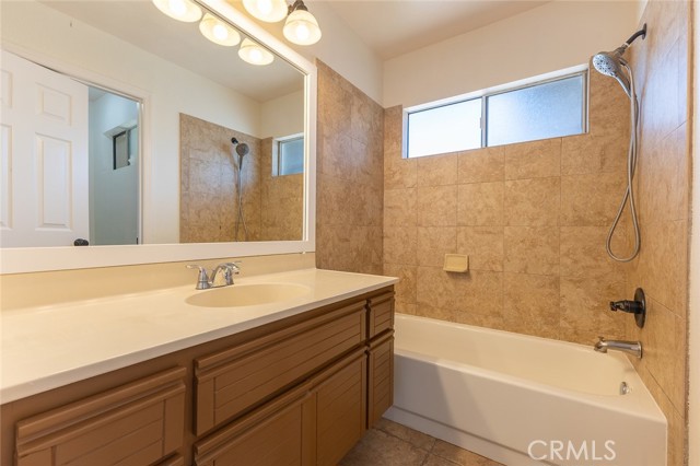 53 Albergar, San Clemente CA: https://media.crmls.org/medias/557ea692-142c-4ac3-a373-8afd1624b787.jpg