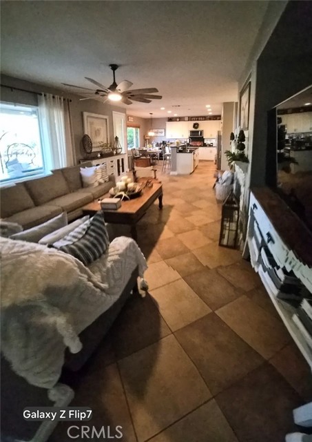 Detail Gallery Image 10 of 70 For 37056 Edgemont, Murrieta,  CA 92563 - 4 Beds | 3/1 Baths