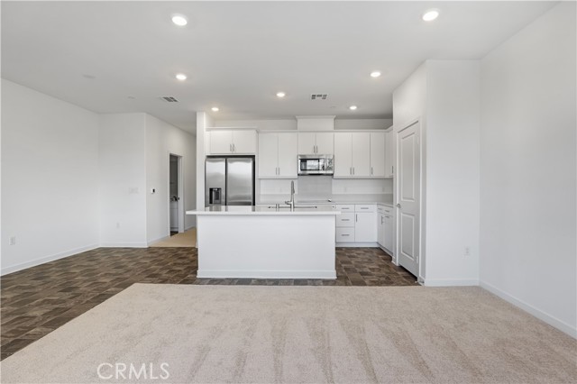 Detail Gallery Image 13 of 32 For 2571 Cloudview Privado, Ontario,  CA 91761 - 3 Beds | 2/1 Baths