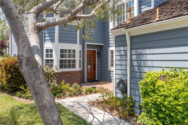 481 Kakkis Drive, Long Beach CA: https://media.crmls.org/medias/55811ba6-a711-44d6-a1c9-e1f620d20f98.jpg
