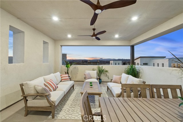 27246 Bush Mallow Court, Valencia CA: https://media.crmls.org/medias/5581b9c9-a487-4d68-85f5-b5efeb5c513d.jpg