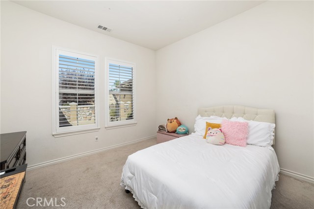 Detail Gallery Image 32 of 35 For 3086 Crystal Ridge Ln, Colton,  CA 92324 - 4 Beds | 3/1 Baths