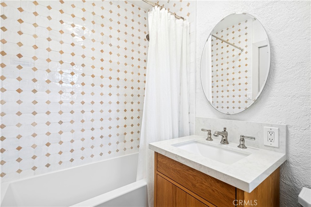 MLS #NP25259793 image #16