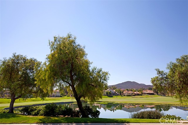 Detail Gallery Image 34 of 37 For 38027 Cherrywood Dr, Murrieta,  CA 92562 - 3 Beds | 3/1 Baths