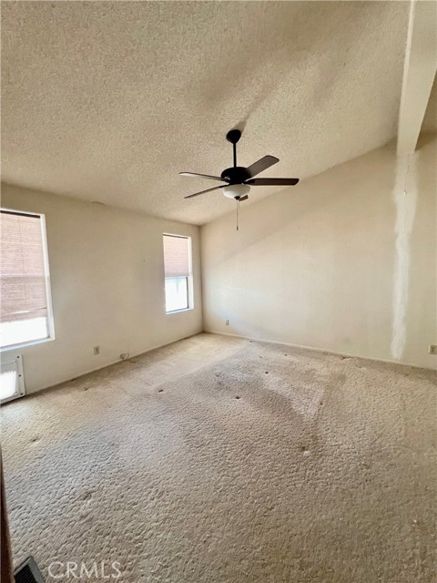 24600 Mountain Ave, Hemet CA: https://media.crmls.org/medias/55835a96-0fd0-4fa3-90ea-dfa0d97bc2c6.jpg