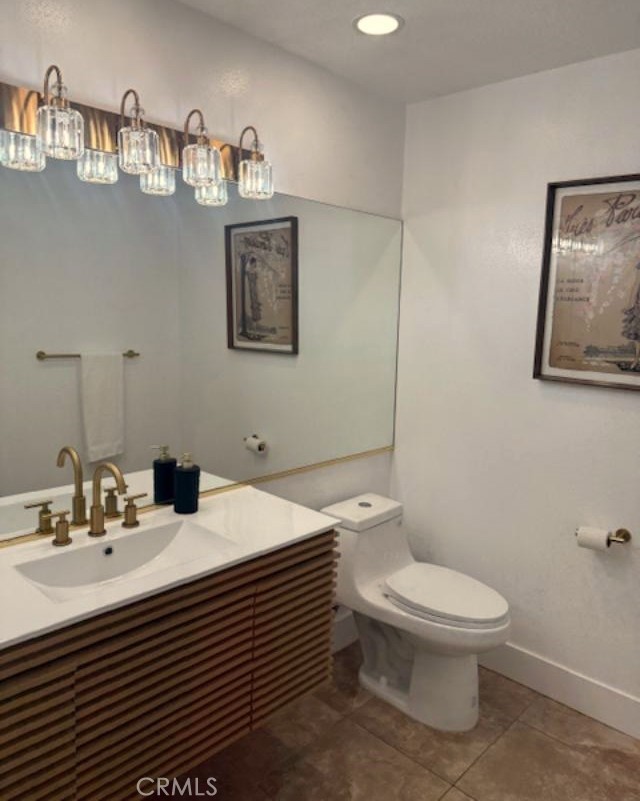 23242 Burbank Boulevard, Woodland Hills CA: https://media.crmls.org/medias/558365a0-e9d9-4bb2-b594-8d866fa046ff.jpg