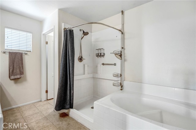 Detail Gallery Image 13 of 25 For 271 Bahama Ct, San Jacinto,  CA 92583 - 5 Beds | 2/1 Baths