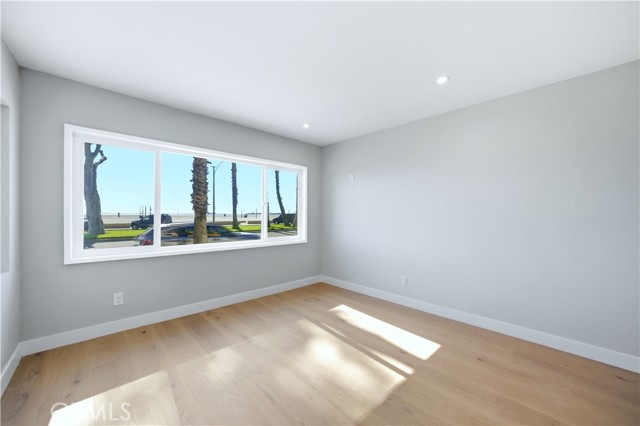 Detail Gallery Image 7 of 11 For 5339 E Ocean a,  Long Beach,  CA 90803 - 1 Beds | 1 Baths