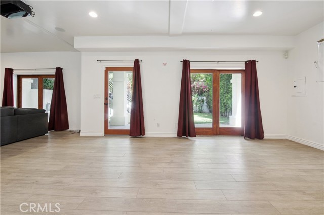 Detail Gallery Image 30 of 35 For 4322 Alcove Ave, Studio City,  CA 91604 - 5 Beds | 5 Baths