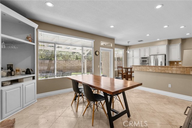 Detail Gallery Image 21 of 54 For 27360 Chesterfield Dr, Valencia,  CA 91354 - 4 Beds | 3 Baths
