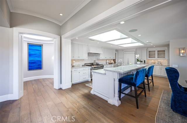 Detail Gallery Image 9 of 17 For 515 Cameo Highlands, Corona Del Mar,  CA 92625 - 4 Beds | 4 Baths