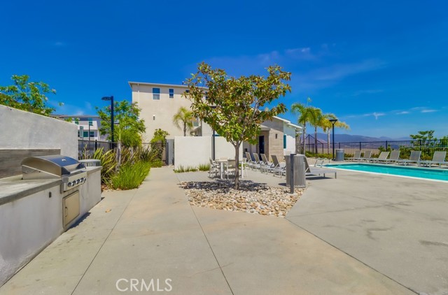 1905 Soho Lane, Chula Vista CA: https://media.crmls.org/medias/558513cd-9391-4118-9277-c47d053aea1e.jpg