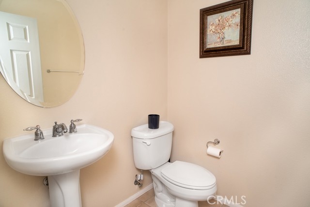 Detail Gallery Image 19 of 24 For 22152 Altair Ln, Valencia,  CA 91390 - 5 Beds | 3/1 Baths