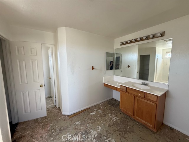 Detail Gallery Image 44 of 50 For 14577 Crossing, Victorville,  CA 92394 - 3 Beds | 2/1 Baths