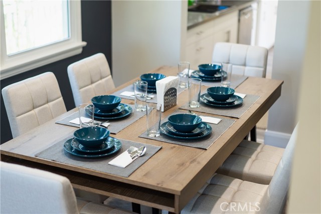 Detail Gallery Image 4 of 40 For 6156 Morella Ave, North Hollywood,  CA 91606 - 3 Beds | 2 Baths