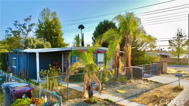 Detail Gallery Image 2 of 18 For 44523 Woodrow Way, Hemet,  CA 92544 - 3 Beds | 2 Baths