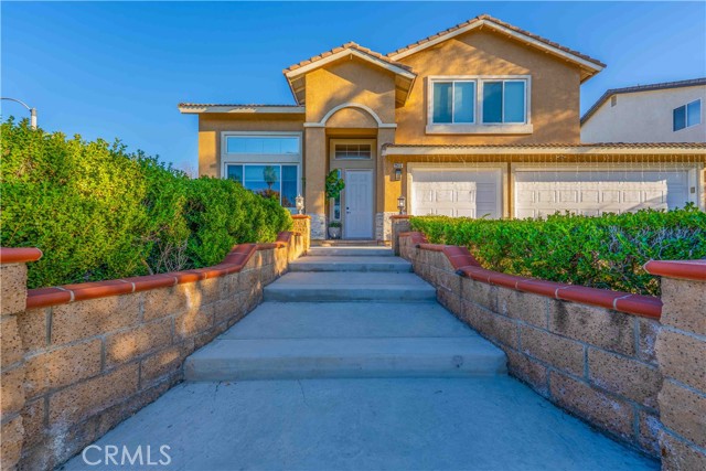 Detail Gallery Image 2 of 34 For 2515 Sweet Rain, Corona,  CA 92881 - 5 Beds | 3 Baths