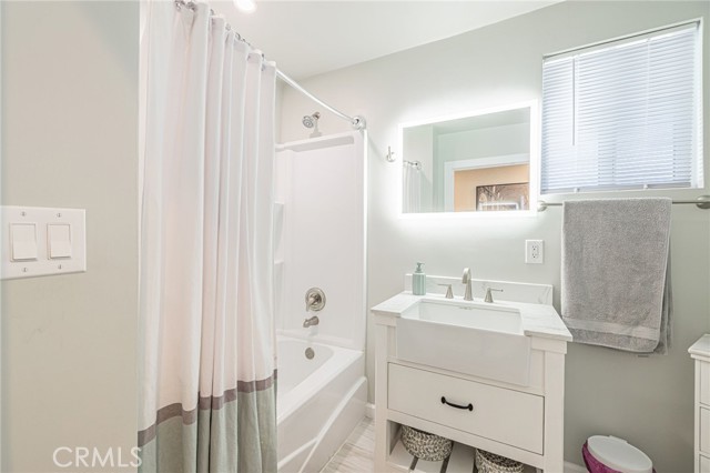 Detail Gallery Image 20 of 47 For 2548 E Washington, Carson,  CA 90810 - 2 Beds | 1 Baths