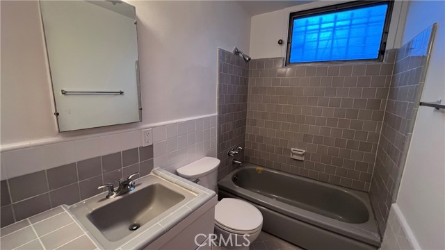 Detail Gallery Image 10 of 18 For 919 N Orange Grove Ave #3,  Los Angeles,  CA 90046 - 1 Beds | 1 Baths