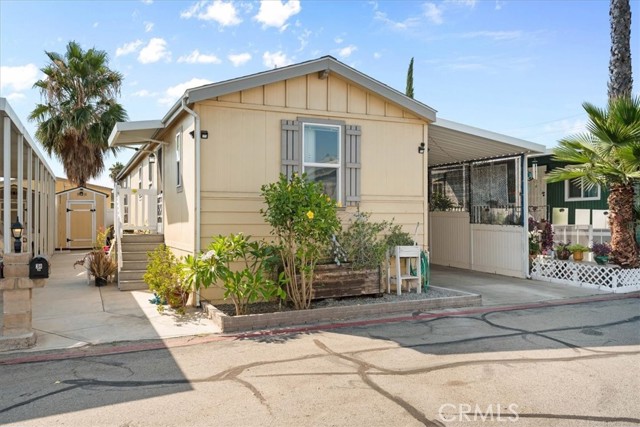 Detail Gallery Image 1 of 39 For 22111 Newport Ave #34,  Grand Terrace,  CA 92313 - 2 Beds | 2 Baths