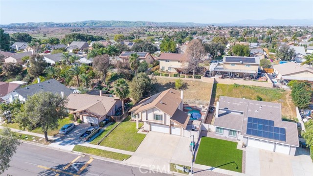 Detail Gallery Image 41 of 47 For 974 Nottingham, Corona,  CA 92880 - 4 Beds | 2/1 Baths