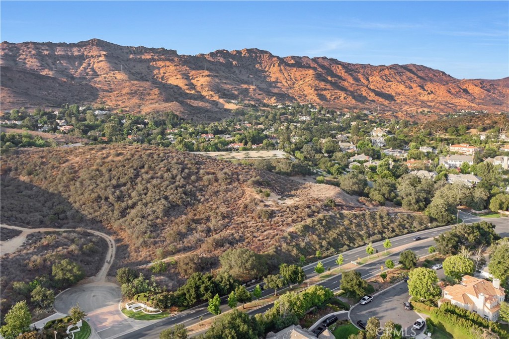 1530 Berryhill Circle, Westlake Village, CA 91362