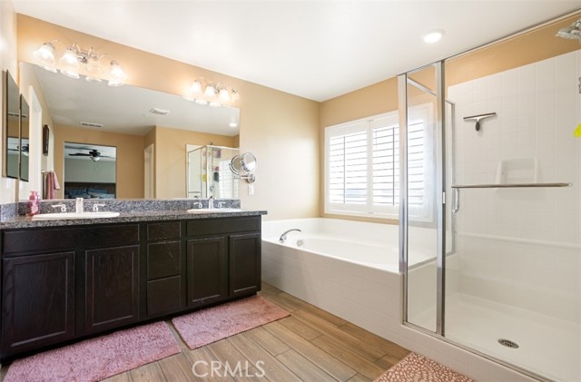 17995 Lacebark Court, San Bernardino CA: https://media.crmls.org/medias/558bee20-5d0a-4a98-9b10-d68ff9ec38f0.jpg
